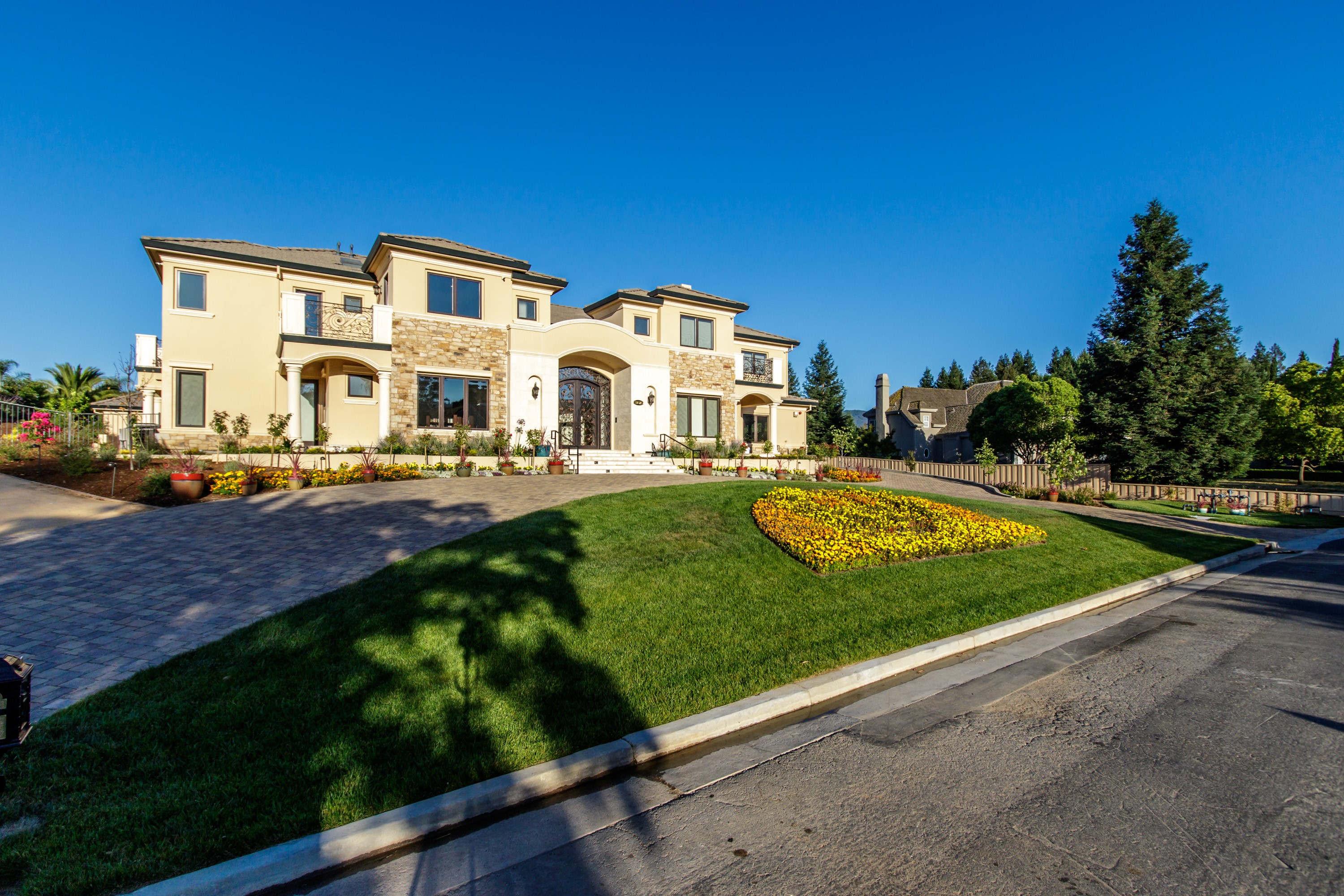 Custom home built by experts in Sunnyvale