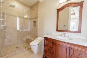 Bathroom design for custom built homes in Cupertino