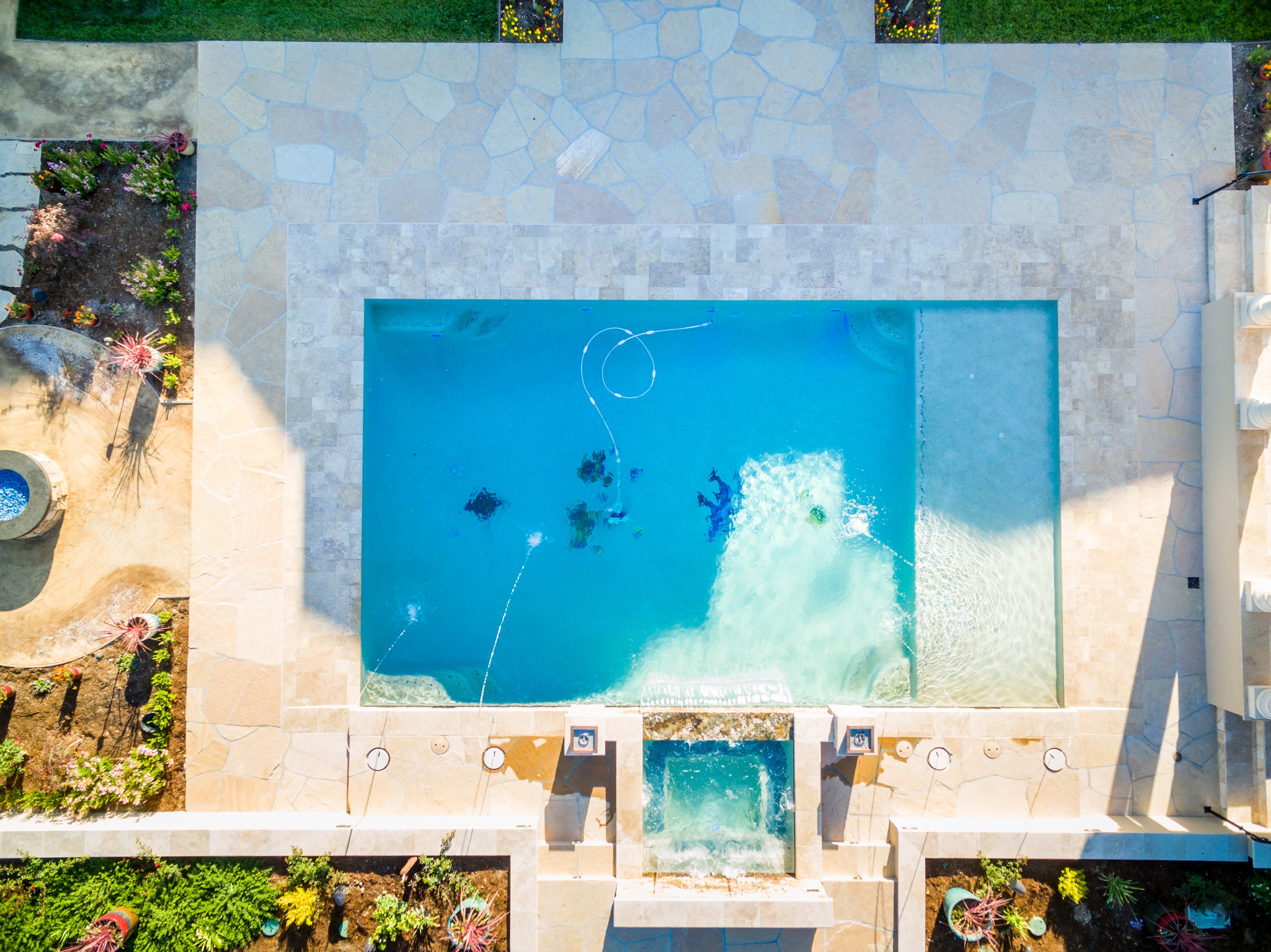Top view of custom pool built in Cupertino by Silicon Valley Builders